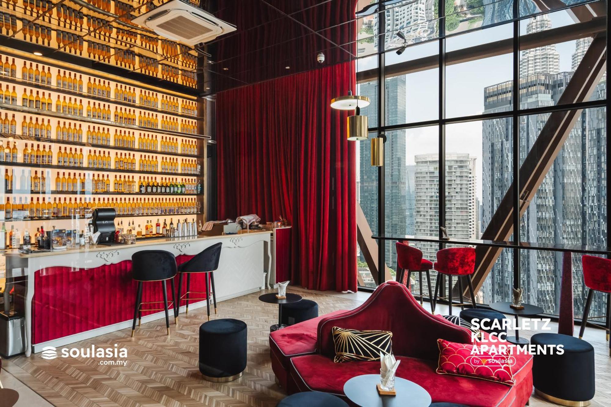 Scarletz Klcc Apartments By Soulasia 쿠알라룸푸르 외부 사진